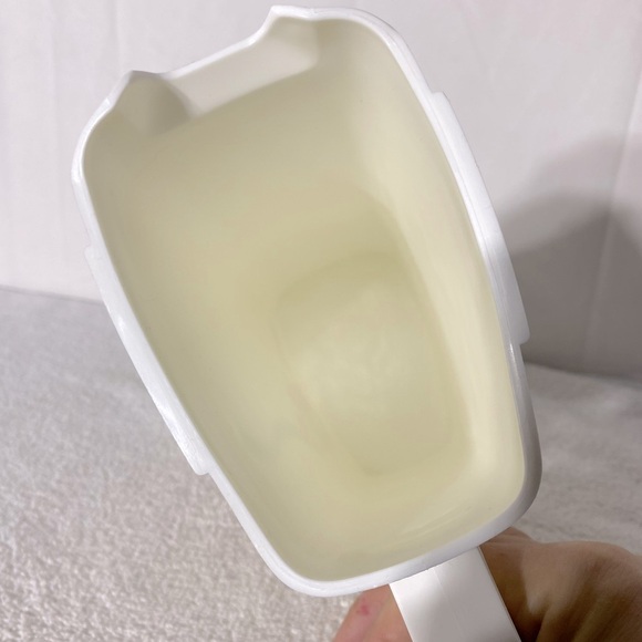 Vintage Totoon White Green Red Plastic Pitcher - Picture 4 of 14